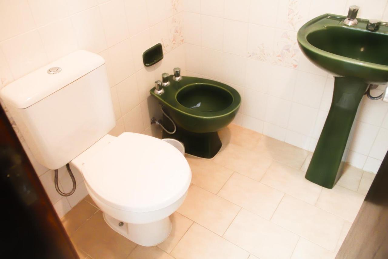 Apartamento Apartamento Com Vista Em Edificio Frente Mar *