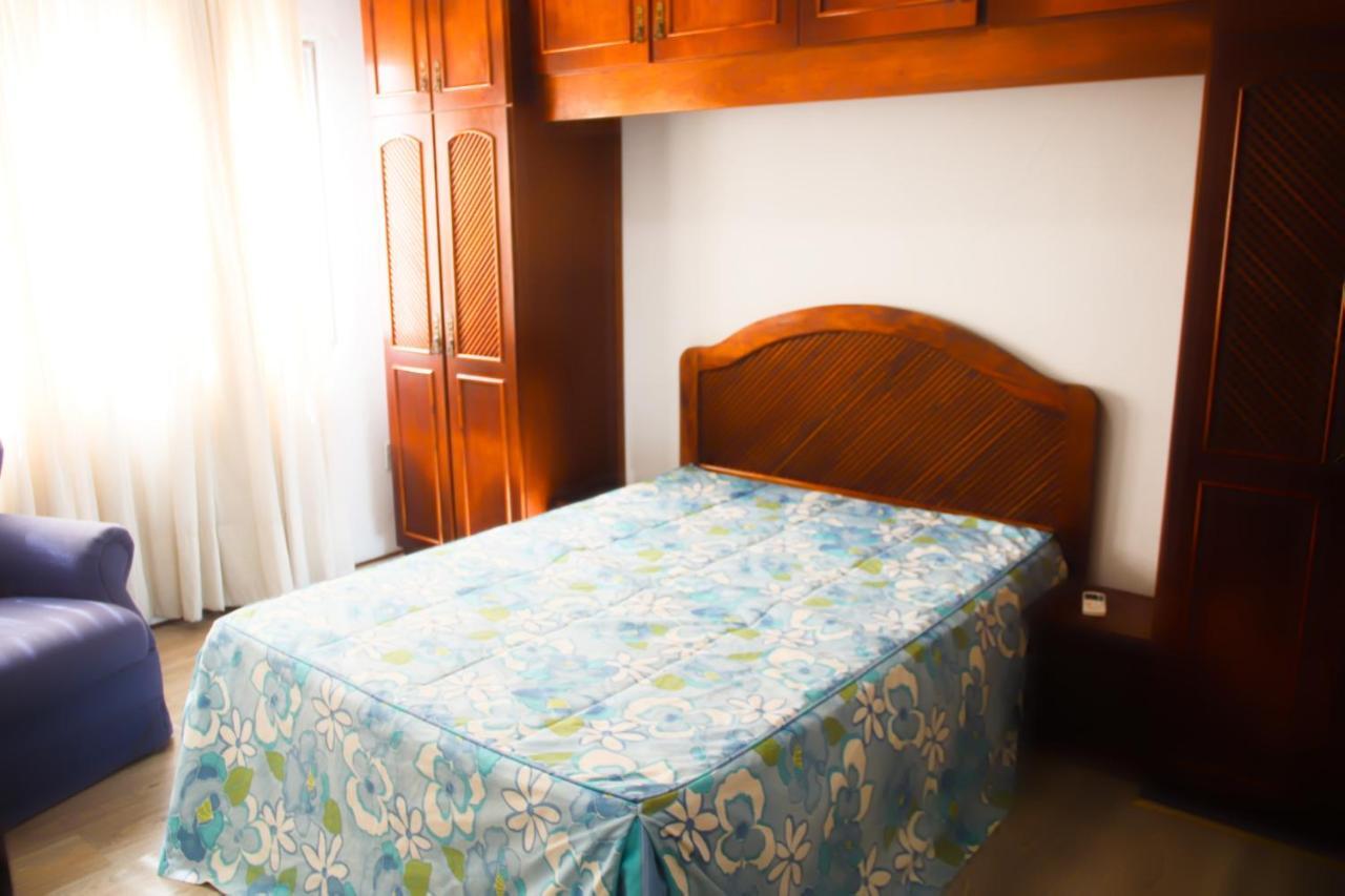 Apartamento Apartamento Com Vista Em Edificio Frente Mar