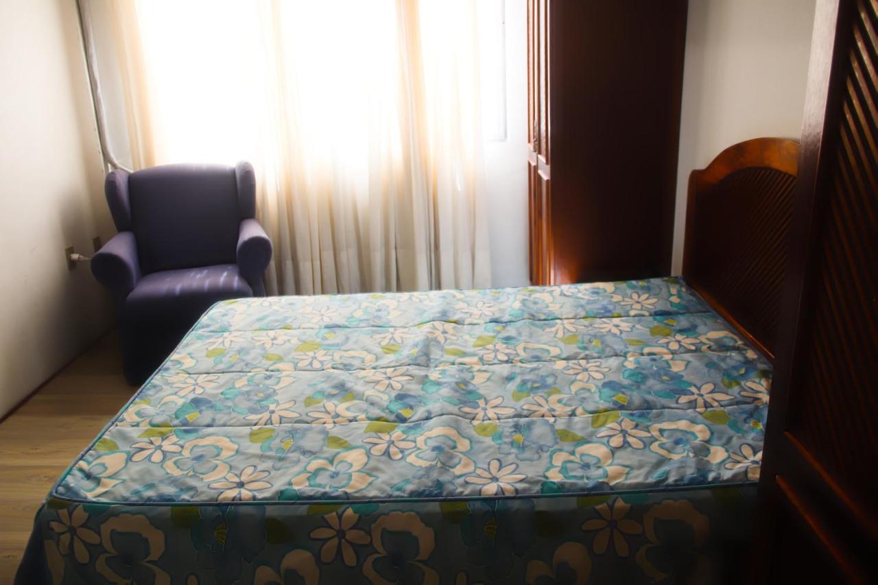Apartamento Com Vista Em Edificio Frente Mar Balneario Camboriu