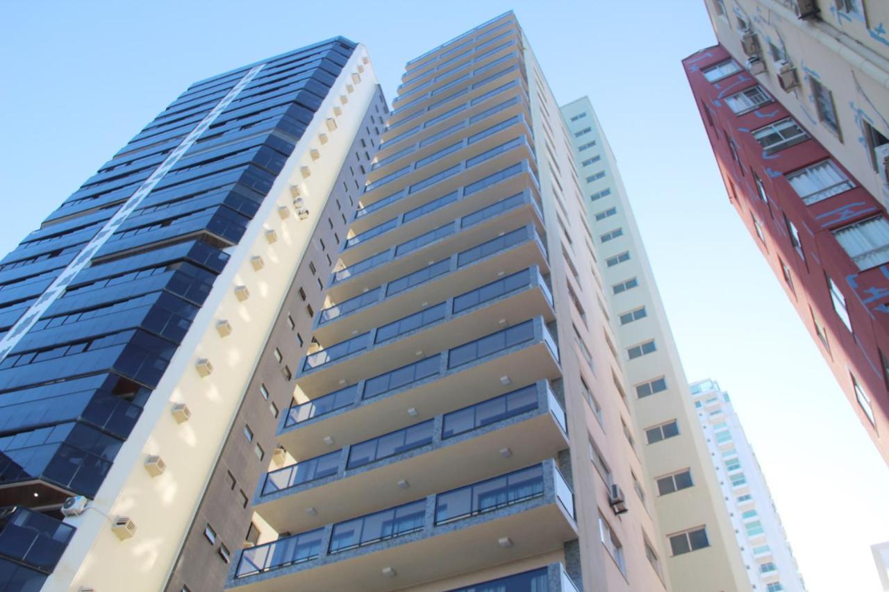 Apartamento Apartamento Com Vista Em Edificio Frente Mar *